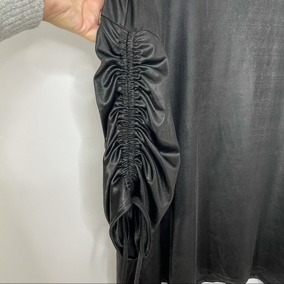 JLO Sheen Ruched Black Shiny Top XXL - Picture 5 of 11